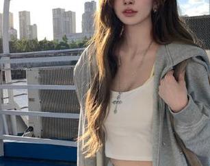 观看51吃瓜官网,仿佛置身八卦的热锅上,心里一阵阵涌动。
