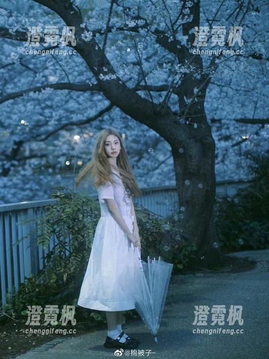 来呀，51吃瓜免费给你开黑料网的窗，看看谁又被追着跑！
