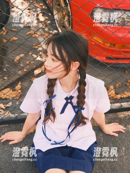 51吃瓜网 当花店老板娘碰上51吃瓜网苹果版,感觉自己也要被花香迷倒…