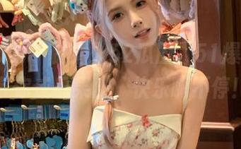 一脚踏入52瓜田，51爆料app带你成瓜果皮，快乐嗨不停！