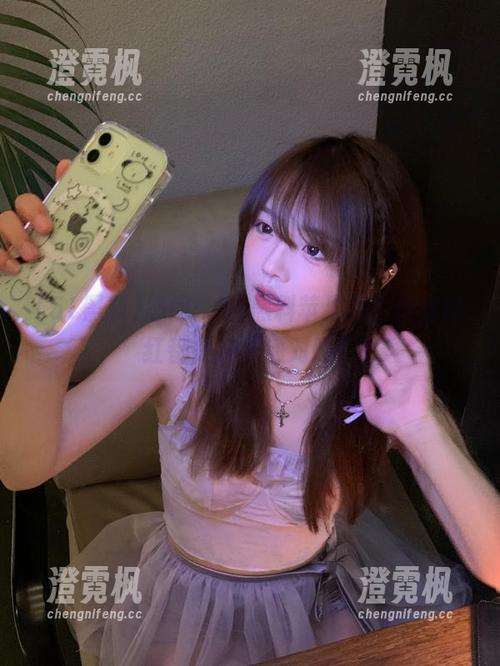 怒问：51黑料苹果版，这些网红都是在开派对吗？