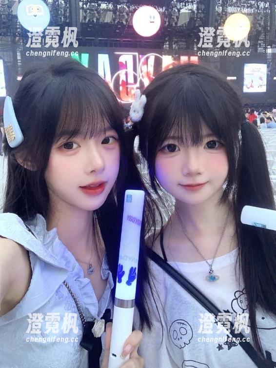 不小心踩踏了52吃瓜的入口，心里不断涌出各路脑洞，又开始幻想了！