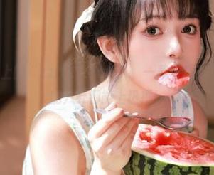 安卓上的“zztt22.com”，一款看瓜神器，不黑不白的八卦都能上热搜！