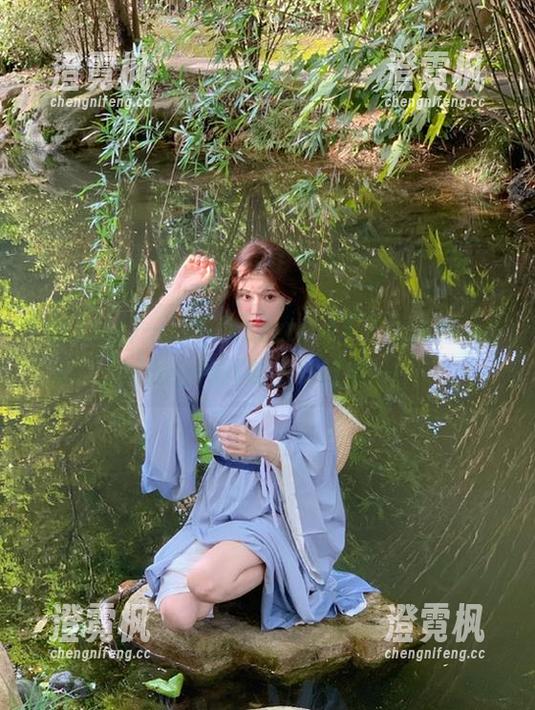 一边下载zzzttt11，一边脑海中浮现各种八卦天马行空……
