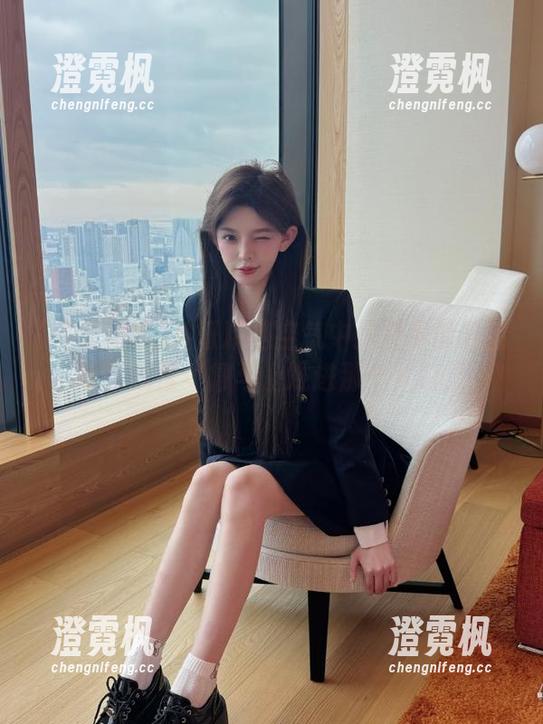 冲哥精选空气中弥漫着的观看欲，我恨不得马上跳进那个入口！