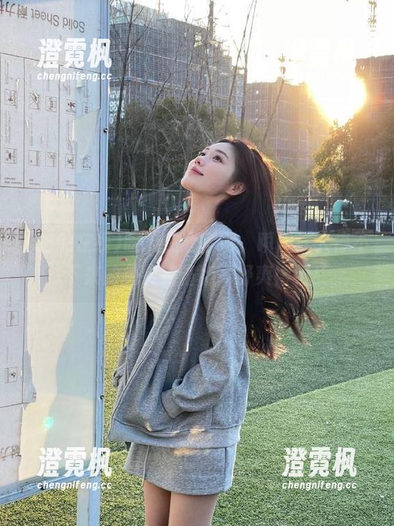 吃瓜在线官网，瞬间让人停不下来的免费完整版，舒爽得很！