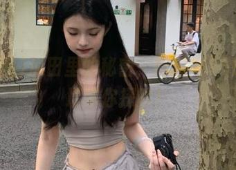 瓜田里的秘密，吃瓜网166su网址带你探险！