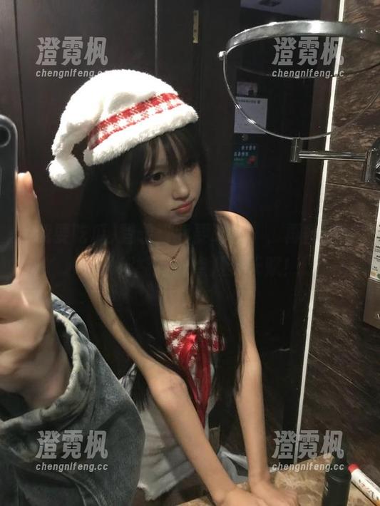 我要吃瓜 登录“我要吃瓜”,再普通的日子都能有加点八卦天赋!