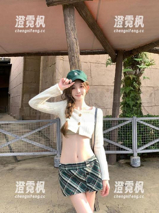 在“明星黑料”的线路上游走，抓住那些不为人知的小细节真刺激！
