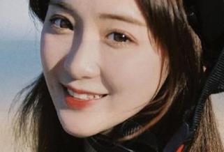 网红们在黑料不打烊网址的日子，真是过得像双面人一样，不怕吗？