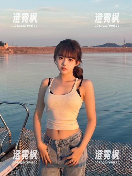 tttzzz01.su黑料不打烊果盘：传送门之后，苹果们的私密小聚会