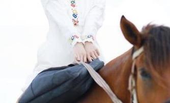 永久陪伴!反差黑料让黑料吃瓜网成了我的心灵鸡汤