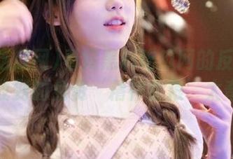 看完黑料吃瓜网的反差正能量，收到的免费‘精神食粮’太奇妙！