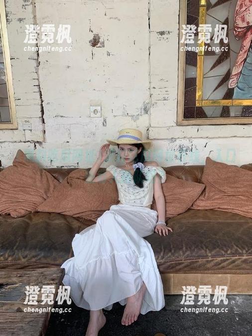 黑料吃瓜网址在线，入口处有人排队吗？