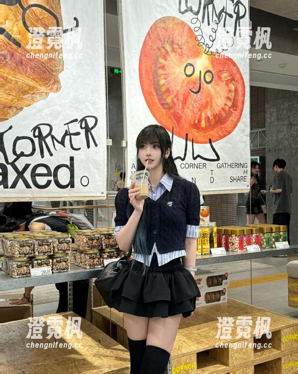 网页里的黑料正能量tttzzz，犹如阳光洒在我的早餐上，哈哈