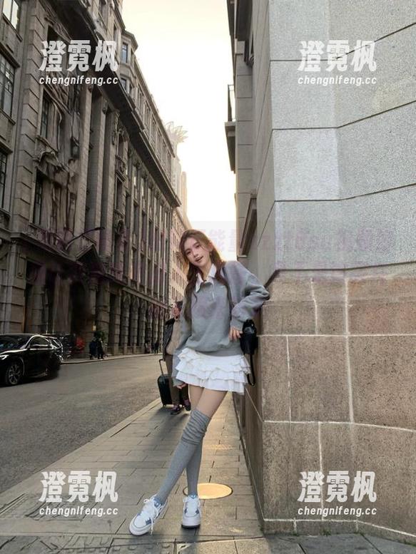 黑料正能量 黑料正能量zzzt8su视频好像让我重新考虑人生选择,是不是该买件新衣服来转运